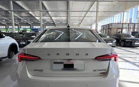 Skoda Octavia IV, 2021 год, 2 140 000 рублей, 5 фотография