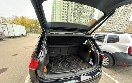 Volkswagen Tiguan II, 2020 год, 2 650 000 рублей, 16 фотография