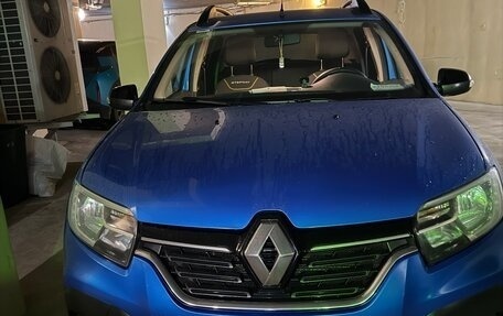 Renault Sandero II рестайлинг, 2022 год, 1 500 000 рублей, 1 фотография