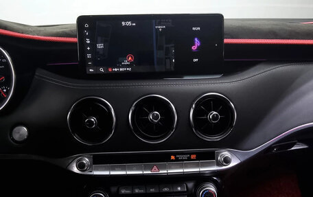 KIA Stinger I, 2021 год, 2 514 000 рублей, 9 фотография