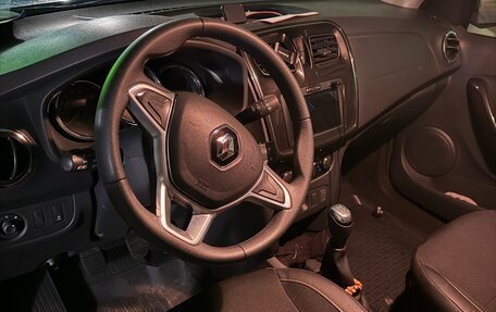 Renault Sandero II рестайлинг, 2022 год, 1 500 000 рублей, 6 фотография