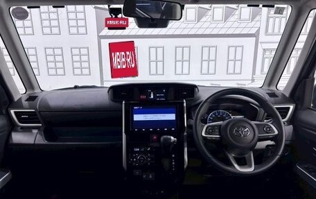 Toyota Roomy I, 2021 год, 590 000 рублей, 2 фотография