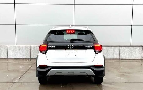 Toyota Yaris XP150 рестайлинг, 2022 год, 1 400 000 рублей, 4 фотография