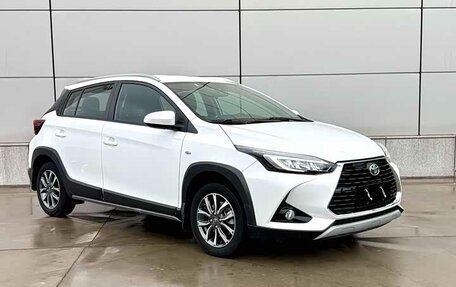 Toyota Yaris XP150 рестайлинг, 2022 год, 1 400 000 рублей, 11 фотография