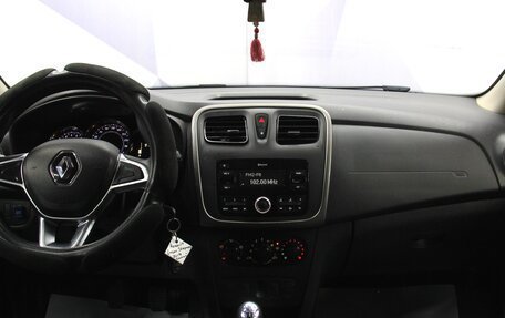 Renault Logan II, 2019 год, 985 000 рублей, 17 фотография