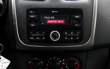 Renault Logan II, 2019 год, 985 000 рублей, 21 фотография