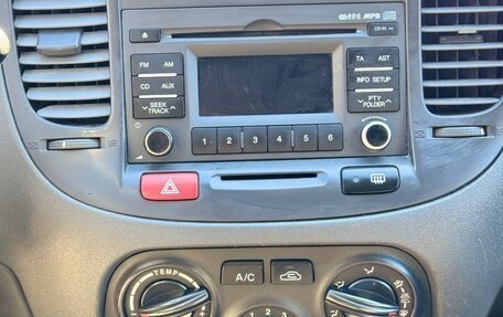 KIA Rio II, 2010 год, 355 000 рублей, 8 фотография