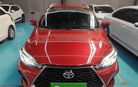 Toyota Yaris XP150 рестайлинг, 2022 год, 1 360 000 рублей, 2 фотография