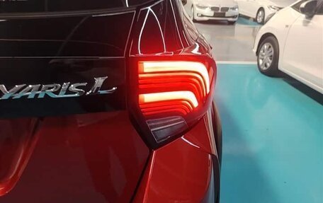Toyota Yaris XP150 рестайлинг, 2022 год, 1 360 000 рублей, 7 фотография