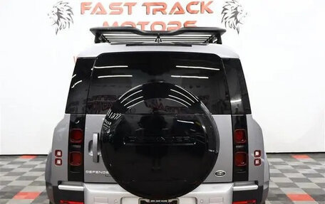 Land Rover Defender II, 2022 год, 7 000 000 рублей, 6 фотография