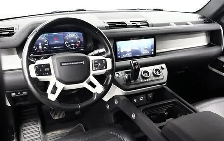 Land Rover Defender II, 2022 год, 7 000 000 рублей, 7 фотография