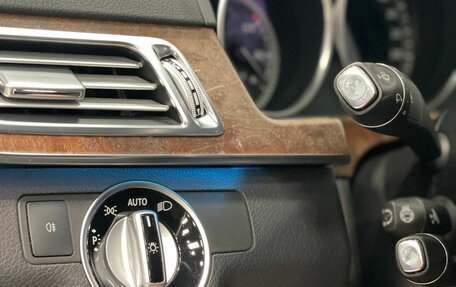 Mercedes-Benz E-Класс, 2013 год, 2 000 000 рублей, 14 фотография