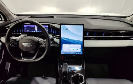 Geely Atlas, 2024 год, 2 700 000 рублей, 15 фотография