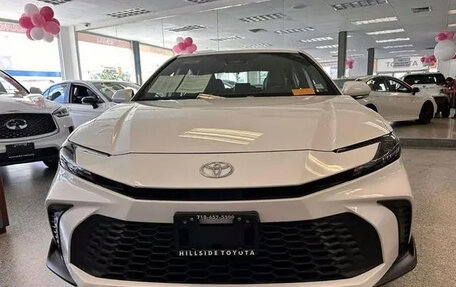 Toyota Camry, 2025 год, 3 600 000 рублей, 5 фотография