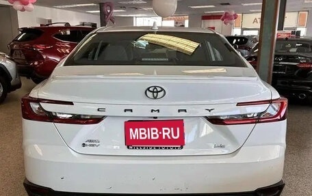 Toyota Camry, 2025 год, 3 600 000 рублей, 4 фотография