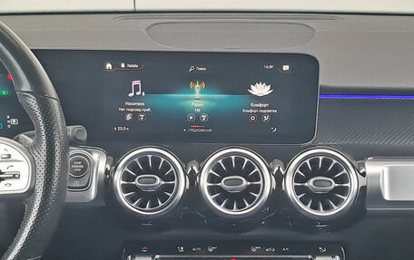 Mercedes-Benz GLB, 2020 год, 3 990 000 рублей, 15 фотография