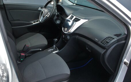 Hyundai Solaris II рестайлинг, 2012 год, 860 000 рублей, 5 фотография