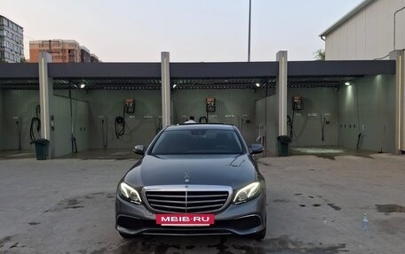 Mercedes-Benz E-Класс, 2020 год, 3 600 000 рублей, 14 фотография