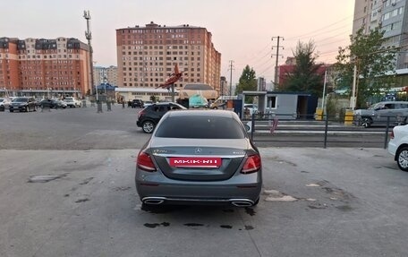 Mercedes-Benz E-Класс, 2020 год, 3 600 000 рублей, 13 фотография