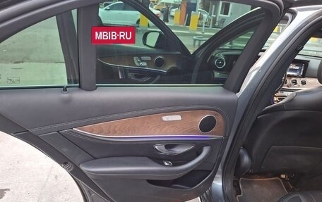 Mercedes-Benz E-Класс, 2020 год, 3 600 000 рублей, 12 фотография