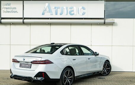 BMW 5 серия, 2025 год, 9 690 000 рублей, 2 фотография