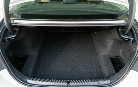 BMW 5 серия, 2025 год, 9 690 000 рублей, 10 фотография