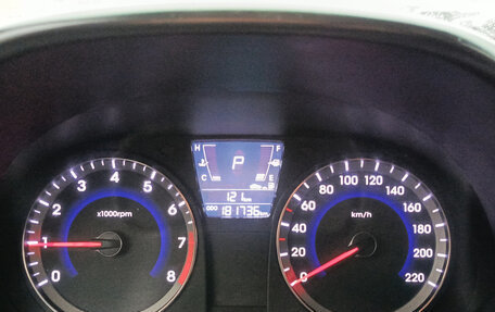 Hyundai Solaris II рестайлинг, 2013 год, 790 000 рублей, 16 фотография