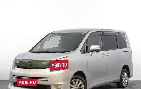 Toyota Voxy II, 2007 год, 1 159 000 рублей, 4 фотография