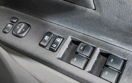 Toyota Voxy II, 2007 год, 1 159 000 рублей, 13 фотография