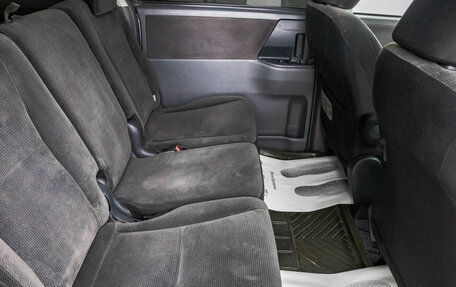 Toyota Voxy II, 2007 год, 1 159 000 рублей, 25 фотография