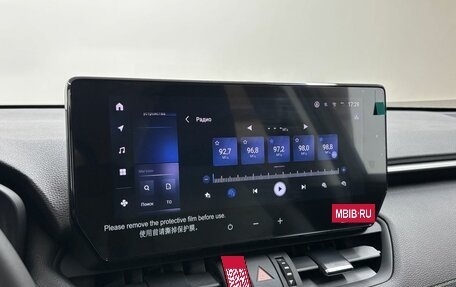 Toyota RAV4, 2025 год, 4 550 000 рублей, 14 фотография