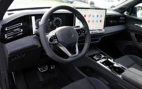 Volkswagen Tiguan, 2025 год, 4 850 000 рублей, 7 фотография