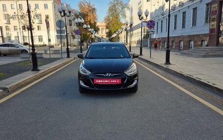 Hyundai Solaris II рестайлинг, 2013 год, 770 000 рублей, 2 фотография