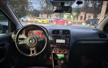 Volkswagen Polo VI (EU Market), 2012 год, 820 000 рублей, 11 фотография