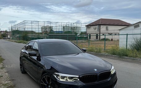 BMW 5 серия, 2018 год, 2 400 000 рублей, 2 фотография