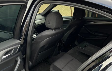 BMW 5 серия, 2018 год, 2 400 000 рублей, 8 фотография