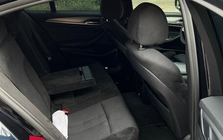 BMW 5 серия, 2018 год, 2 400 000 рублей, 9 фотография