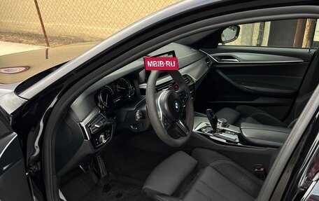 BMW 5 серия, 2018 год, 2 400 000 рублей, 10 фотография