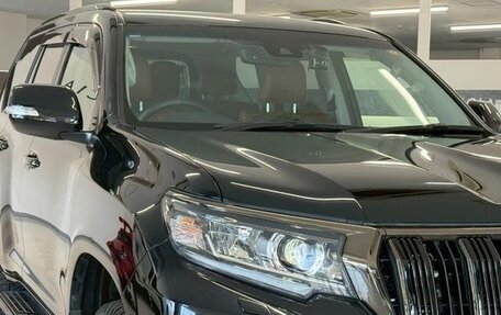 Toyota Land Cruiser Prado 150 рестайлинг 2, 2022 год, 5 600 000 рублей, 5 фотография