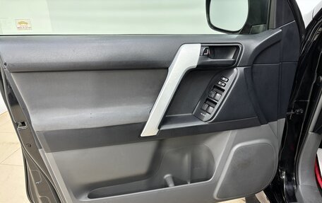 Toyota Land Cruiser Prado 150 рестайлинг 2, 2013 год, 2 675 000 рублей, 7 фотография