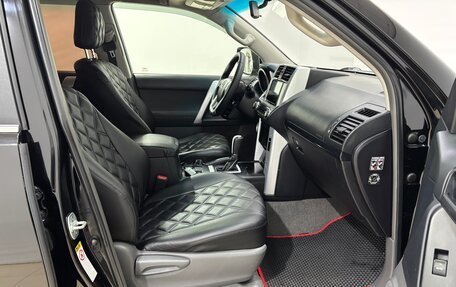 Toyota Land Cruiser Prado 150 рестайлинг 2, 2013 год, 2 675 000 рублей, 13 фотография