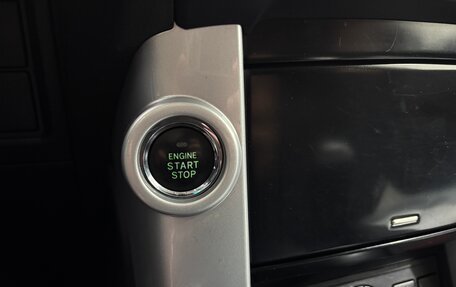 Toyota Land Cruiser Prado 150 рестайлинг 2, 2013 год, 2 675 000 рублей, 20 фотография