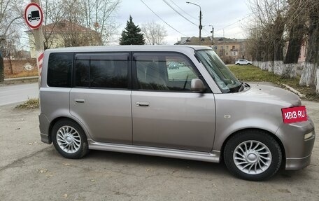 Toyota bB I рестайлинг, 2003 год, 650 000 рублей, 4 фотография