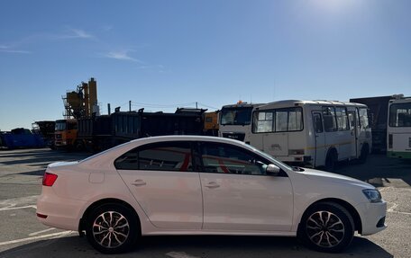 Volkswagen Jetta VI, 2014 год, 900 000 рублей, 4 фотография