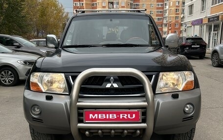 Mitsubishi Pajero III рестайлинг, 2004 год, 850 000 рублей, 1 фотография