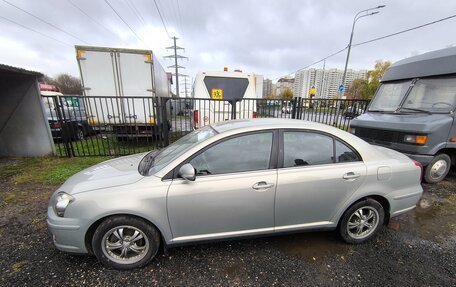 Toyota Avensis III рестайлинг, 2008 год, 1 250 000 рублей, 1 фотография