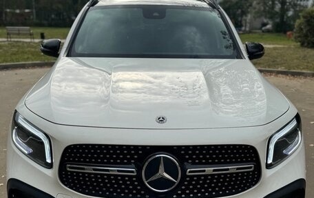 Mercedes-Benz GLB, 2020 год, 4 000 000 рублей, 1 фотография