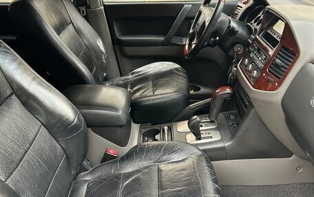 Mitsubishi Pajero III рестайлинг, 2004 год, 850 000 рублей, 11 фотография