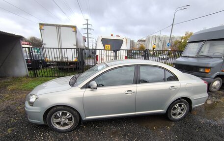 Toyota Avensis III рестайлинг, 2008 год, 1 250 000 рублей, 2 фотография