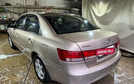 Hyundai Sonata VI, 2007 год, 440 000 рублей, 2 фотография